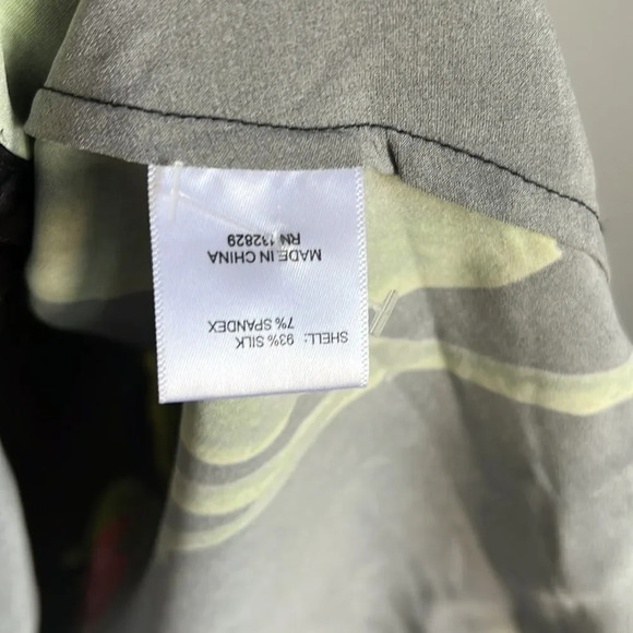 LPA 189 silk Dress in Black Rose - Picture 8 of 14